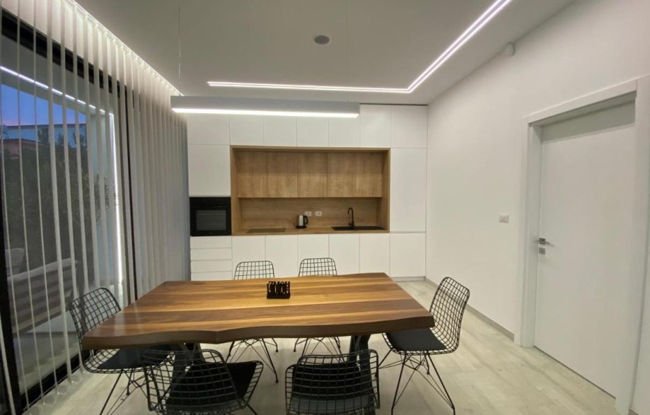 Accommodation for Six Guests