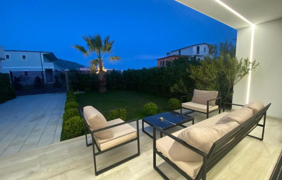 Accommodation for Six Guests